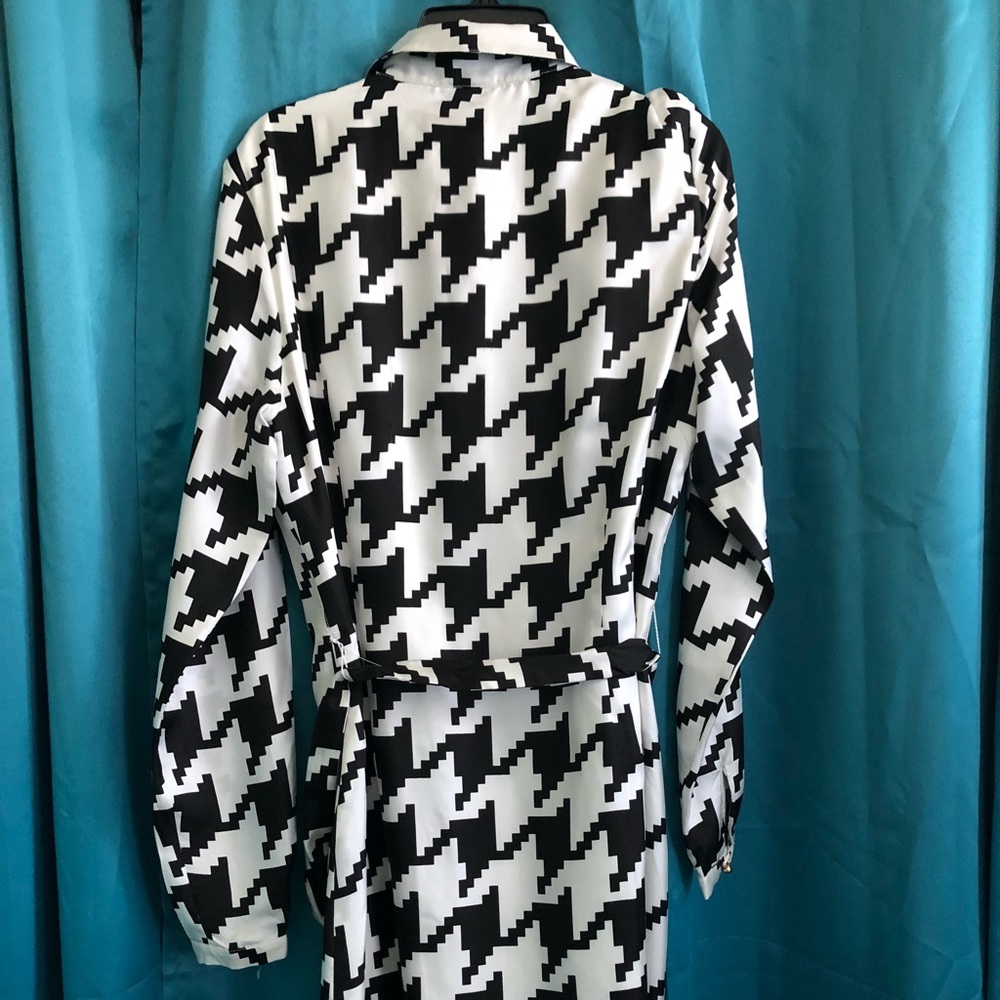 Elizabeth McKay black and white said size 8 - Picture 6 of 8